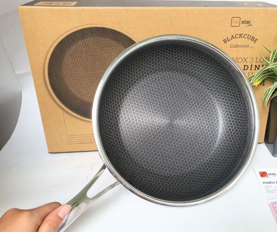 Chảo tổ ong chống dính cán inox 32cm