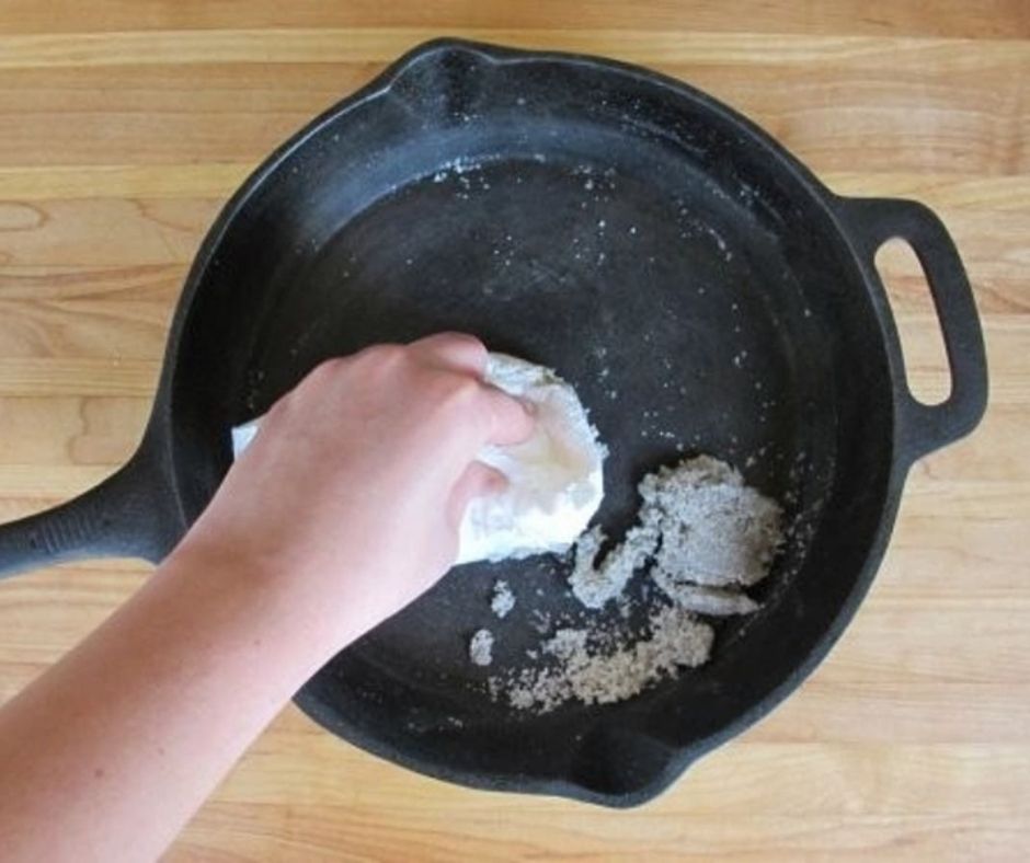 Bí quyết giúp chảo thường hoạt động tốt trên bếp điện từ