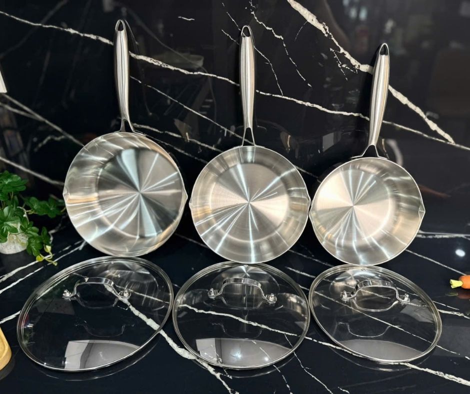 Mẹo tôi chảo inox Seka lần đầu để không bị cháy xém