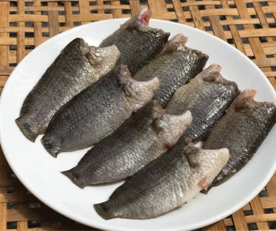 Có nhiều mẹo để rán cá rô ngon bằng chảo inox.