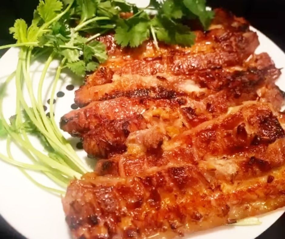 Chảo chống dính giúp nướng thịt không bị dính.