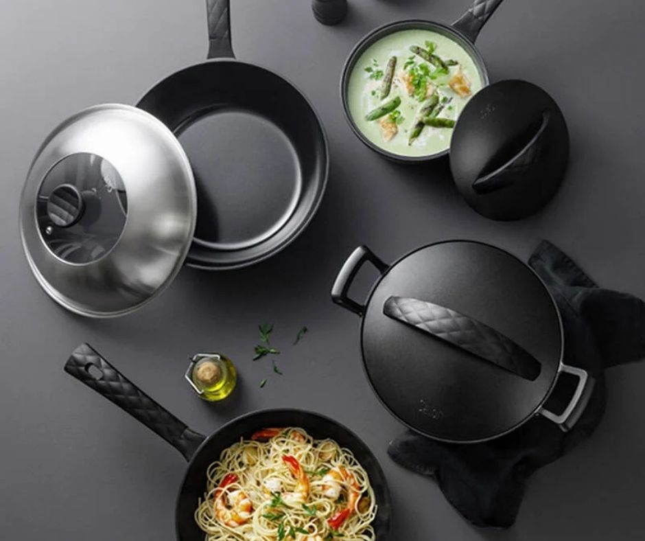 Chảo nhôm chống dính Salon Casserole an toàn cho sức khỏe.